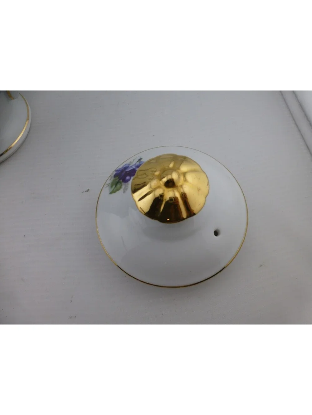 UCAGCO China White Teapot Purple Violets Gold Trim Made in Japan Floral - H2